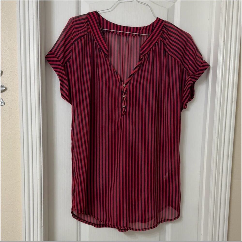 santory sheer red black striped short-sleeve cuffed blouse v-neck buttons 36